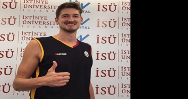 Tibor Pleiss sapasağlam