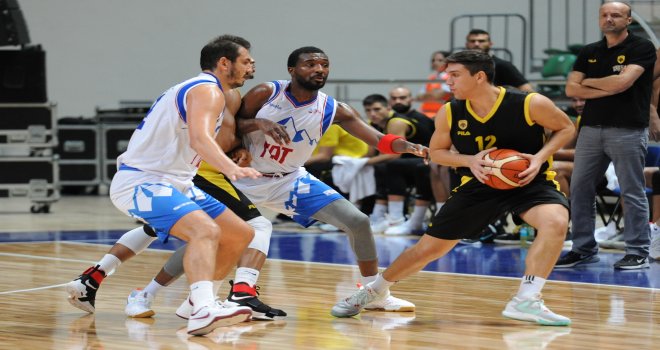 Tofaş, AEK galibiyetiyle başladı