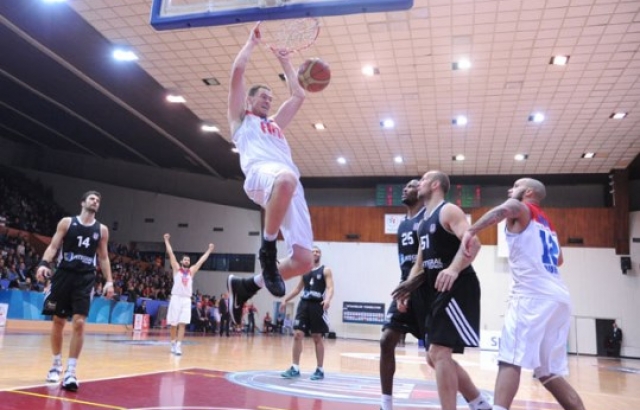 Tofaş, Beşiktaş'ı devirdi