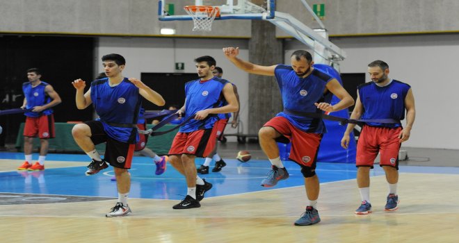 Tofaş, Bormio'da ilk maçını Vanoli Cremona ile oynayacak
