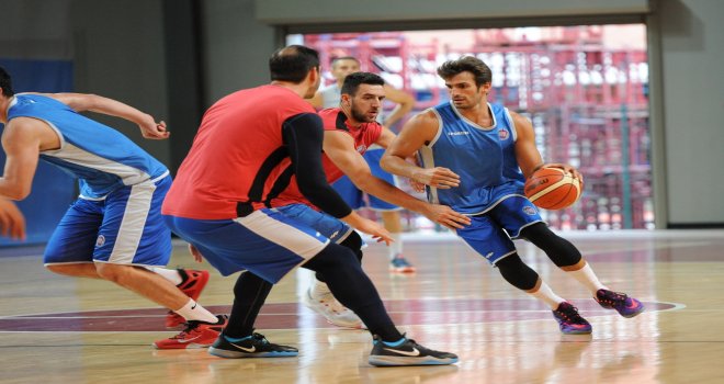 Tofaş çalışmalarını Bursa'da sürdürüyor