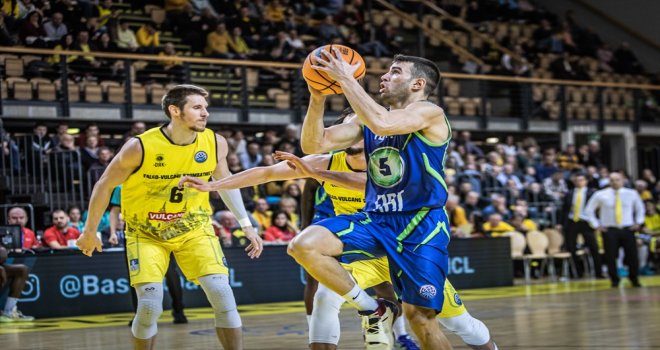 Tofaş, Macaristan'da galip...