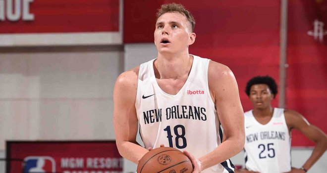 TOFAŞ'a Letonyalı uzun