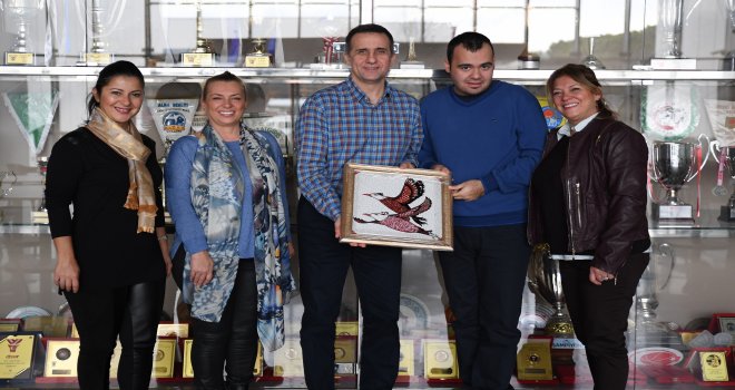 TOFAŞ'a Renk Otizm Derneği'nden teşekkür