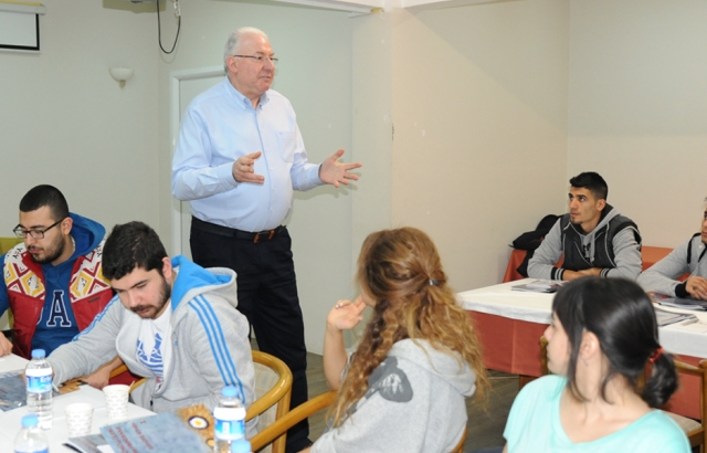Tofaş'tan gönüllü antrenör semineri 