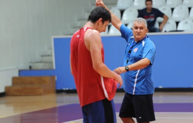 Toker: Genç oyuncular takımlarını sahiplensinler