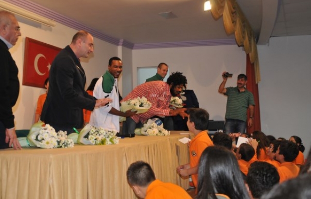 Torku Konyaspor öğrencilerle buluştu