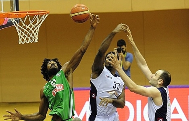 Torku Konyaspor'u De Vries uçurdu