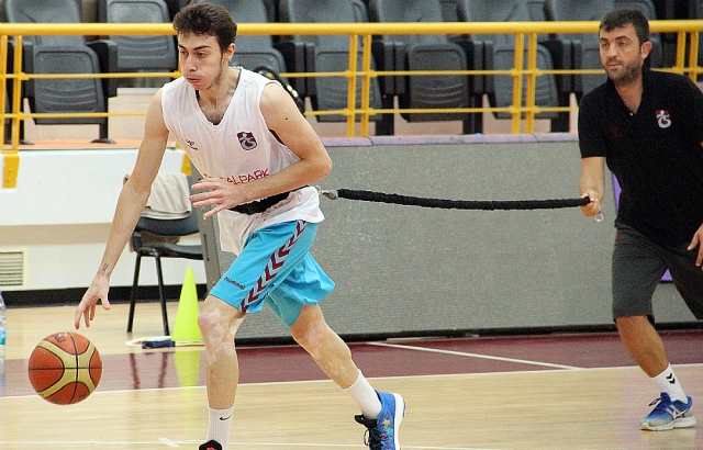 Trabzonspor Bolu'da kampa giriyor...