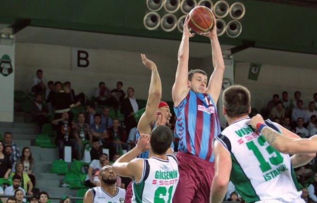 Trabzonspor, Darüşşafaka Doğuş'u iki uzatmada devirdi