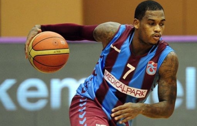 Trabzonspor, Hardy ile uzattı