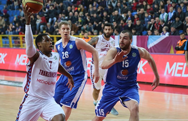 Trabzonspor yoluna namağlup devam ediyor