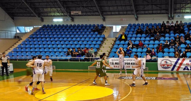 Trakya Üniversitesi Meriçspor lige farklı başladı