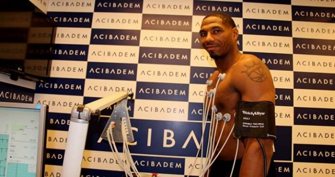 Tremmell Darden sağlık kontrolünden geçti...