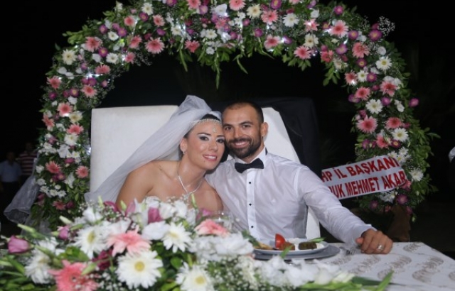 Tuğba Talaslıoğlu dünyaevine girdi