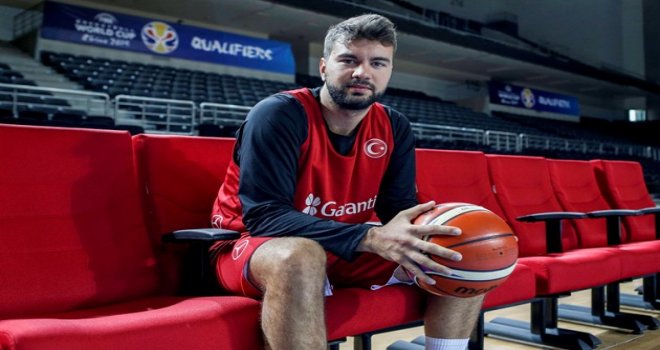 Tuncer: Kendi adıma da Milli Takımımız adına da her şeyin yolunda gittiğine inanıyorum