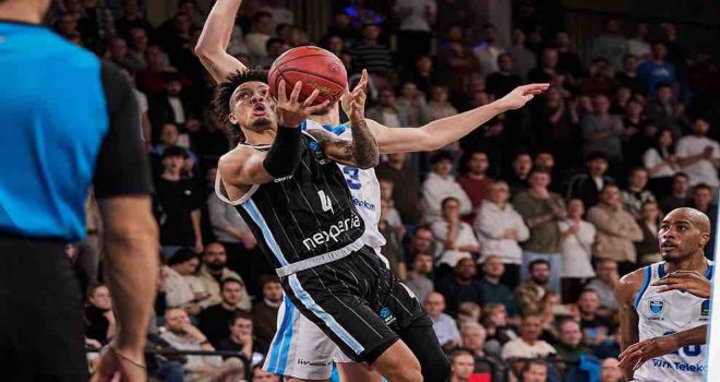 Türk Telekom deplasmanda kayıp