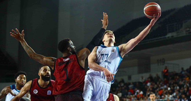 Türk Telekom doludizgin