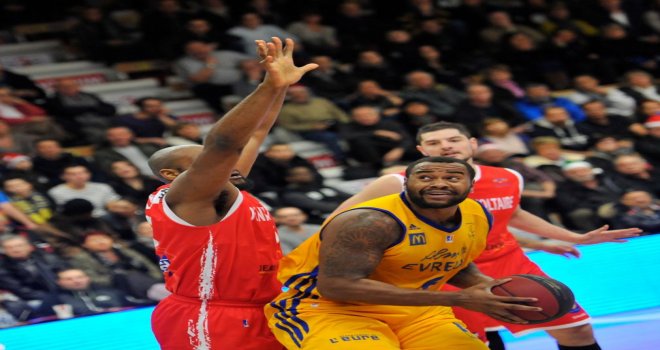 Türk Telekom ikinci yabancısını da buldu