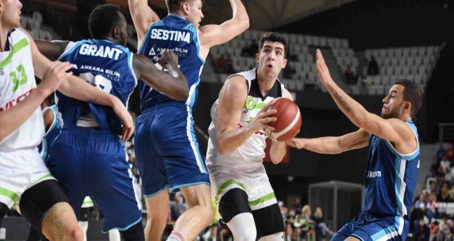 Türk Telekom ikinci yarıda farka koştu