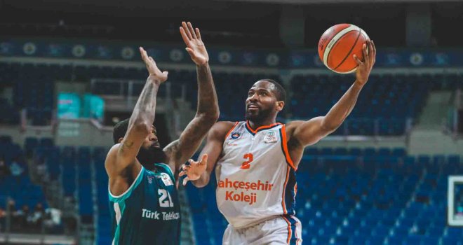 Türk Telekom, İstanbul'da farklı galip