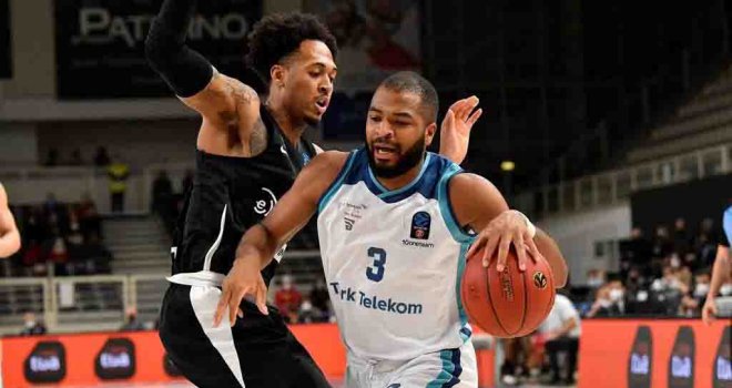 Türk Telekom, İtalya'dan galibiyetle dönüyor