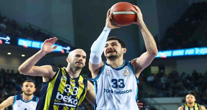 Türk Telekom liderliğini perçinledi