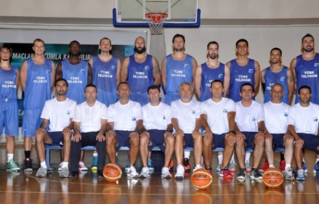 Türk Telekom son çeyrekte açıldı