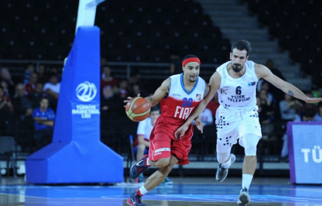 Türk Telekom, Tofaş'ı farklı geçti