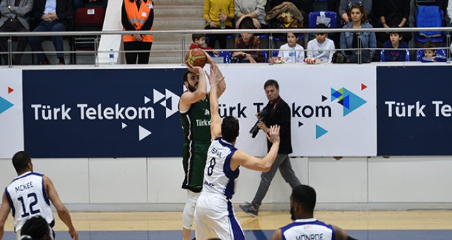 Türk Telekom'dan Astra Group Sakarya Büyükşehir'e 26 fark