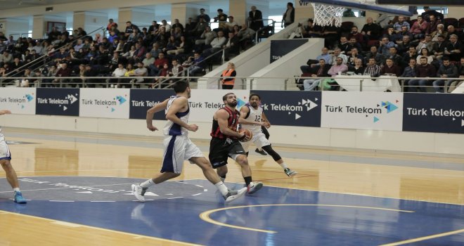 Türk Telekom'un serisini Nesine.com Eskişehir Basket bitirdi
