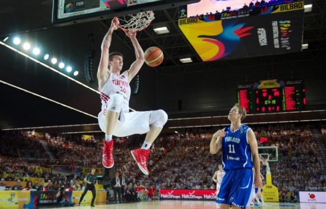 12 Dev Adam'dan muhteşem geri dönüş