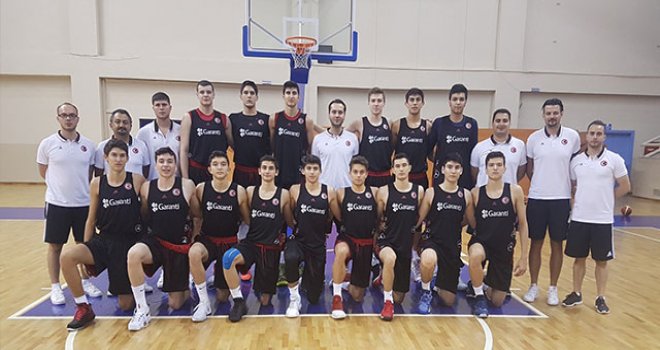 U16 Yıldız Erkek Milli Takım hazırlıklarını sürdürüyor