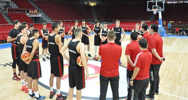 U16 Yıldız Erkek Millilerimizin kampı başladı