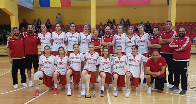 U16 Yıldız Kız Millilerimiz birinci oldu