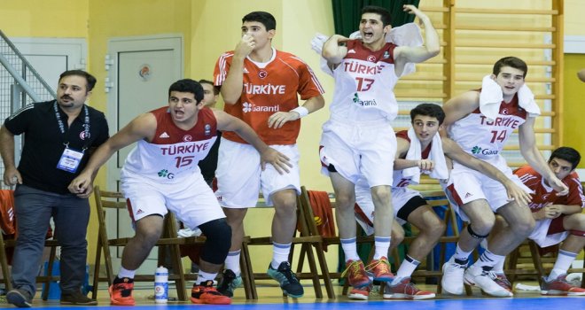 U16 Yıldız Millilerimiz uzatarak yarı finalde...