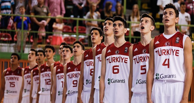 U16 Yıldızlarımız farklı başladı