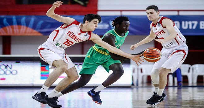 U17 Erkek Milli Takımı Avustralya?yı geçti