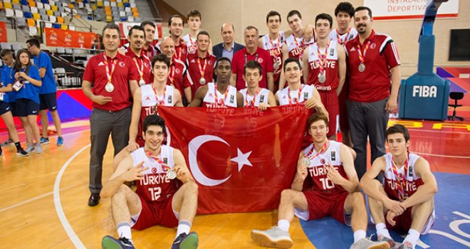 U17 Yıldız Millilerimiz Dünya İkincisi