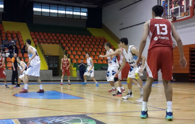 U18 Genç Millilerimiz Bosna'yı farklı yendi