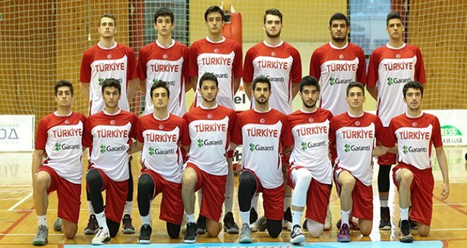 U18 Genç Millilerimiz Sırbistan'ı yine yendi