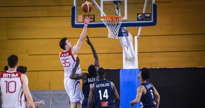 Ümit Erkek Milliler Fransa'ya kaybetti