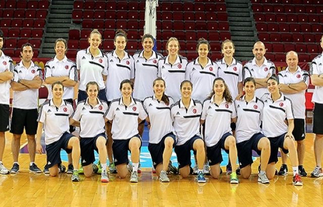 ÜMİT KIZ MİLLİ TAKIMIMIZ FRANSA YOLCUSU