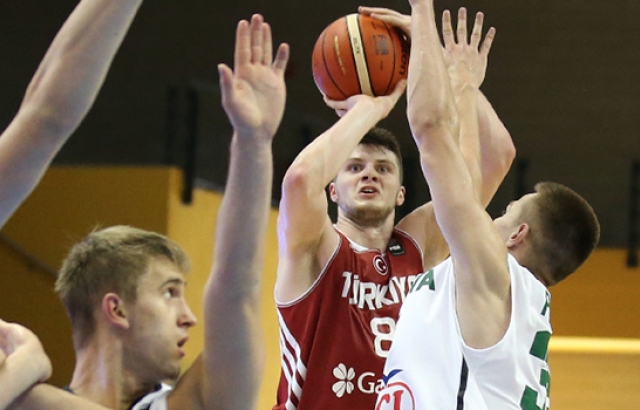 Ümit Millilerimiz Almanya'yı yendi grubu 1.bitirdi