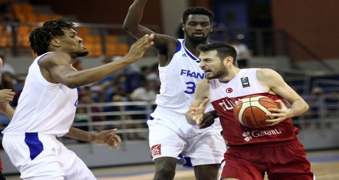 Ümit Millilerimiz Fransa'ya kaybetti