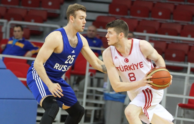 Ümit Millilerimiz Rusya'yı yendi