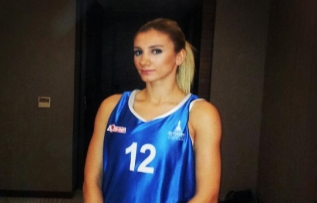 Urla Gençlik, Eyfel'e imzayı attırdı