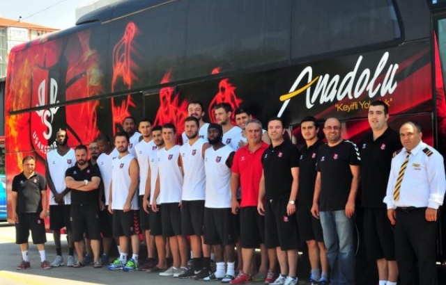 Uşak Sportif, Afyon'a kampa gitti