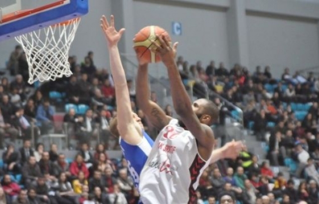 Uşak Sportif şansını zora soktu