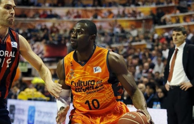 VALENCIA SATO'YU TAKIMDA TUTTU